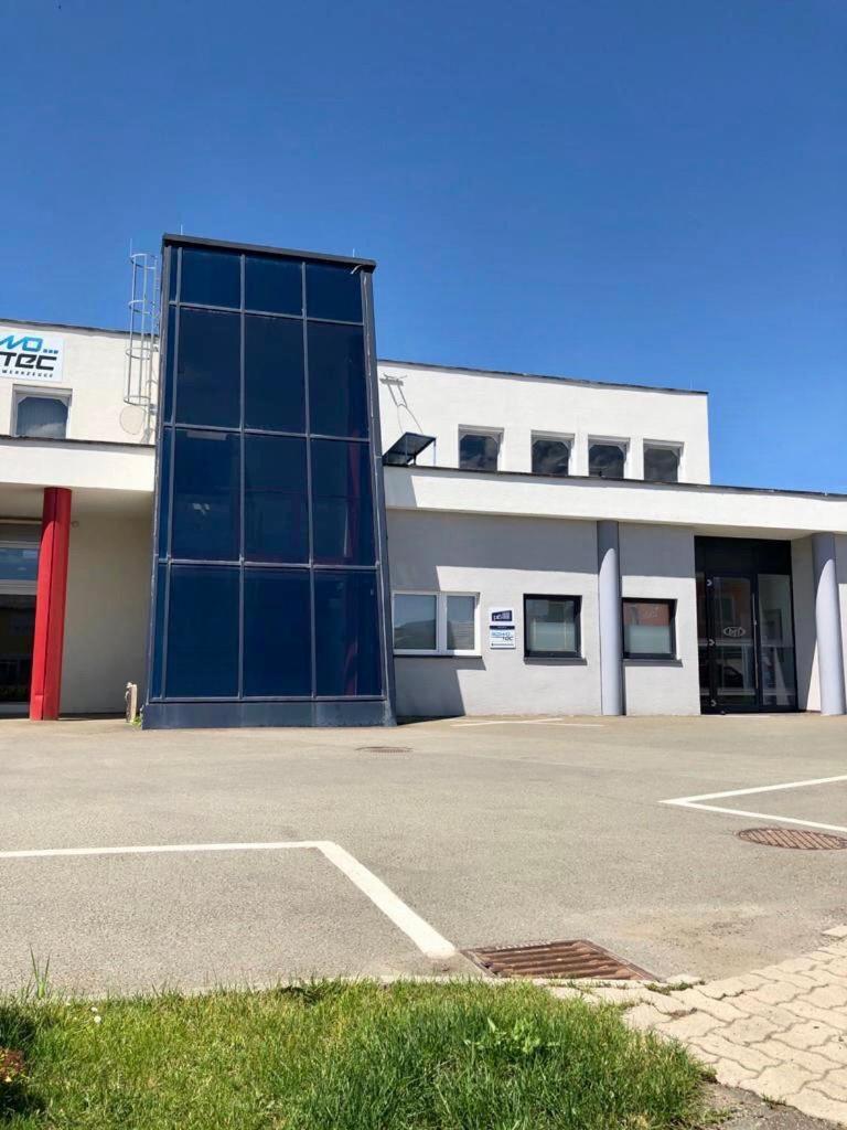 Kobra Room Fuer 4 Personen Spielberg Bei Knittelfeld Exterior foto