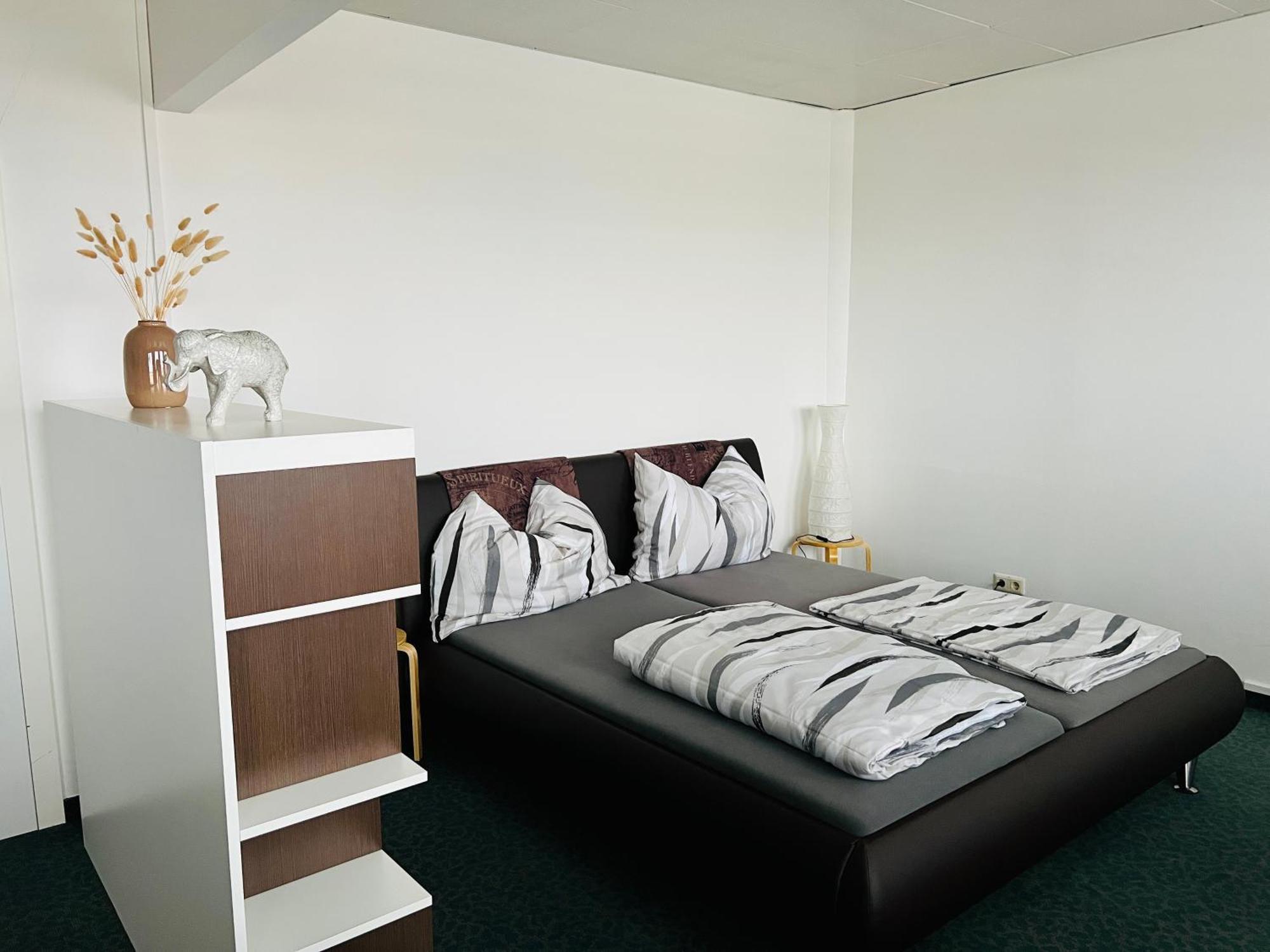 Kobra Room Fuer 4 Personen Spielberg Bei Knittelfeld Exterior foto